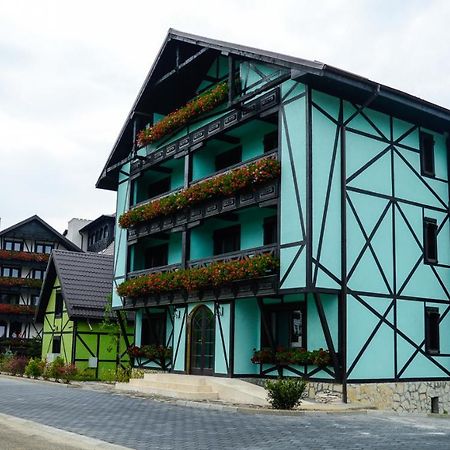 Vila Alsace Podu' Cu Lanturi Bacău Eksteriør bilde