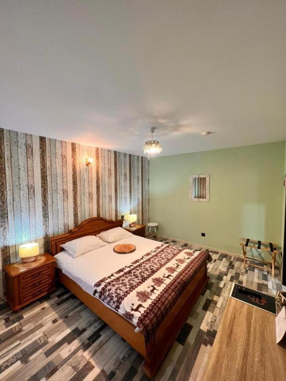 Vila Alsace Podu' Cu Lanturi Bacău Eksteriør bilde